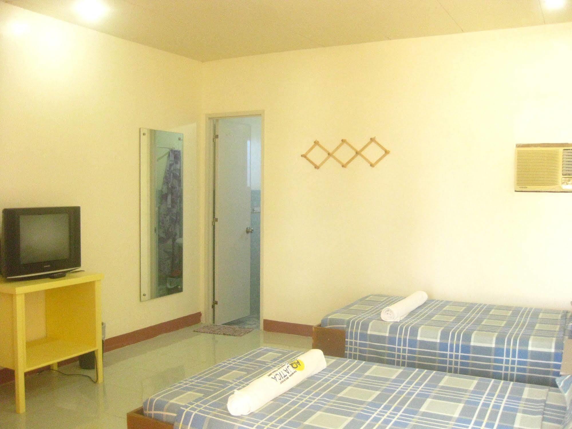 Aquatica Beach Resort Panglao Bagian luar foto